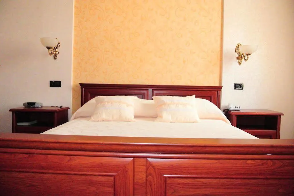 Impressa Hotel Kiev  Kyiv